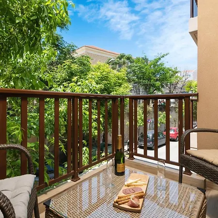 Modernpastel - Private Parking,near The Old Port Lägenhet *