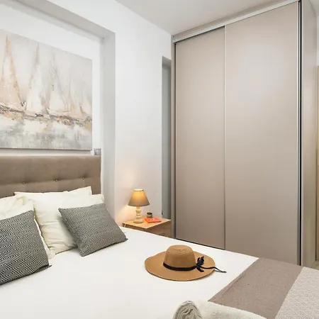 Appartement Modernpastel - Private Parking,near The Old Port