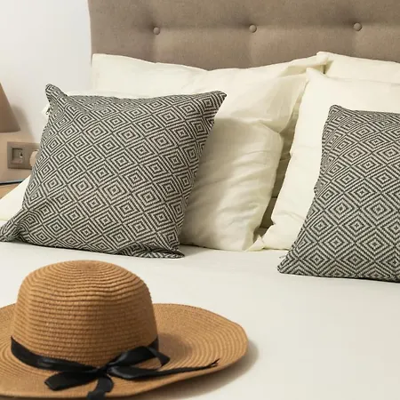 Modernpastel - Private Parking,near The Old Port