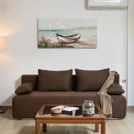 Modernpastel - Near Old Port With Parking Apartment