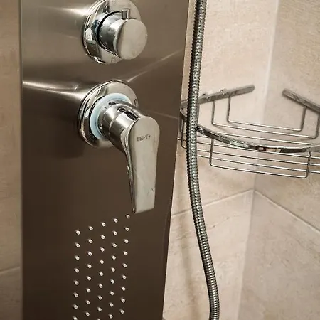 Apartament Modernpastel - Private Parking,near The Old Port *