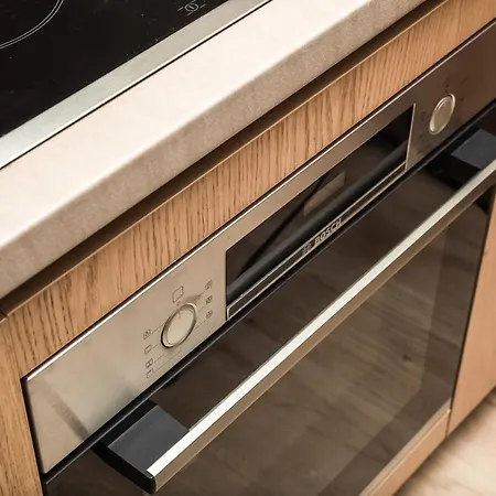 Modernpastel - Private Parking,near The Old Port Apartament